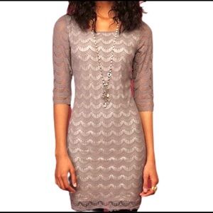 FREE PEOPLE Hollys stretch Lace Scallop Overlay Mini Dress Open Back Nude Size S